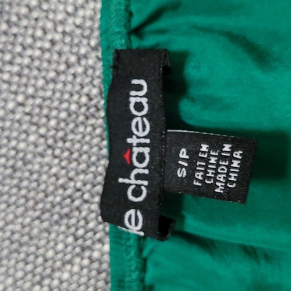 Le Chateau green silk peasants blouse. SZ Sm - Picture 8 of 10